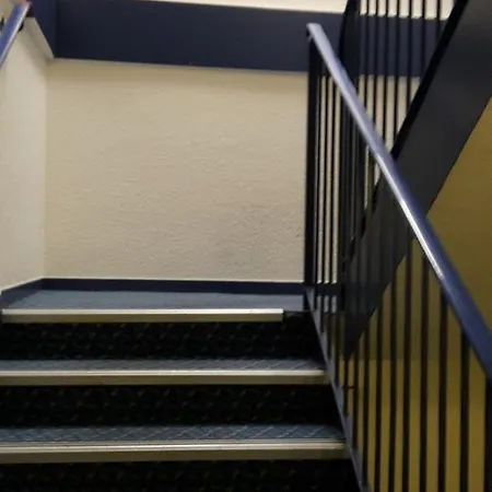 Ibis Budget Lille Aeroport ليسكين