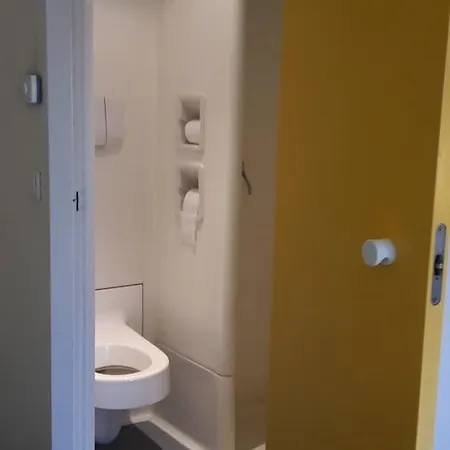 Ibis Budget Lille Aeroport 4* ليسكين