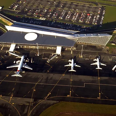 Ibis Budget Lille Aeroport فندق ليسكين
